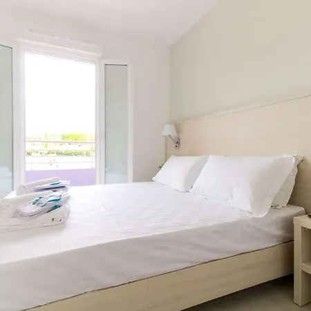 Select'so - Le Poseidon - Mazet En Duplex Pour 6 Personnes - Piscine, Parking Prive - Services Hoteliers - Pos-a 봄레미모사